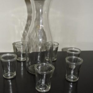 Conjunto de Cálices e Licoreira