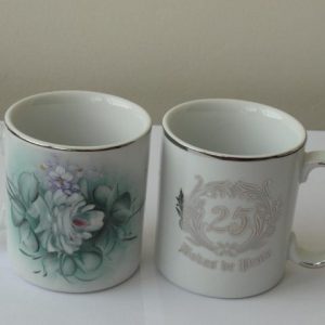 Jg de Canecas em Porcelana - Bodas de Prata