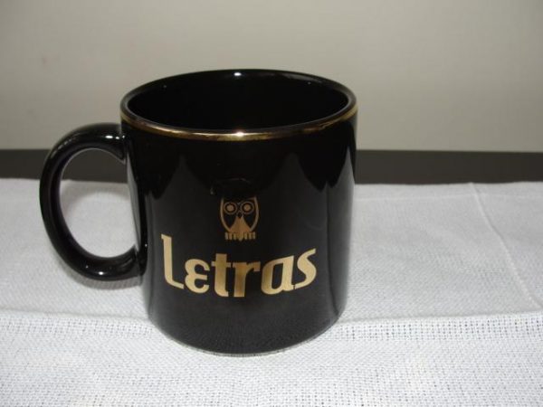 Caneca de Porcelana Formatura - Letras