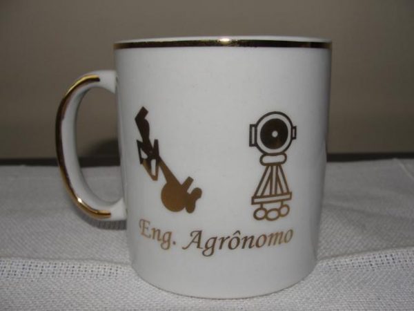Caneca de Porcelana Formatura - Engenheiro Agrônomo