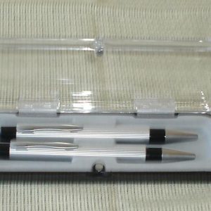 Conjunto de Caneta Esferográfica e Lapiseira