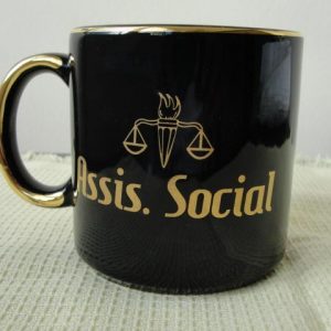 Caneca de Porcelana Formatura - Assistente Social