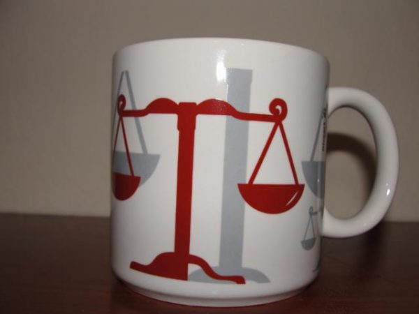 Caneca Chocolate Formatura - Direito - Image 2