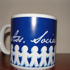 Caneca Chocolate Formatura - Assistente Social