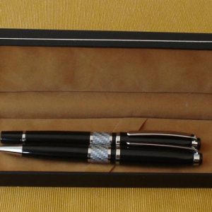 Conjunto de Caneta Esferográfica e Roller