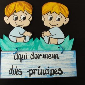 Placa em Madeira